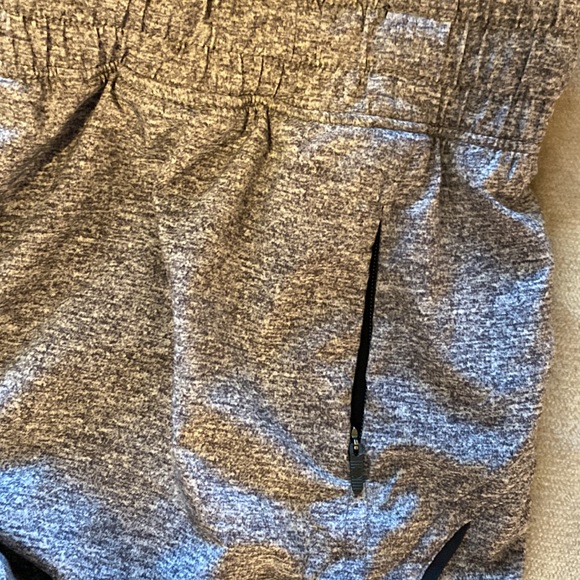 Reversible tracker shorts 3” - Picture 3 of 6